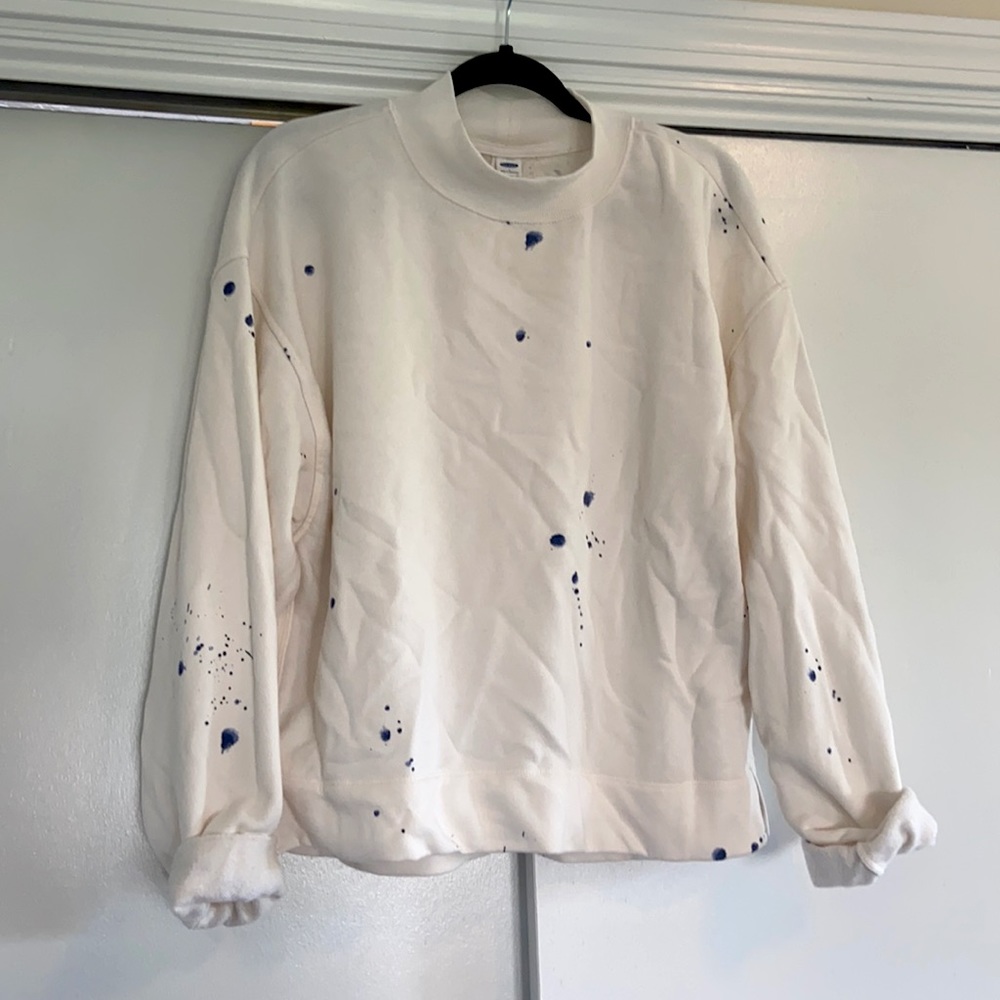 Off-white sweatshirt with blue spots